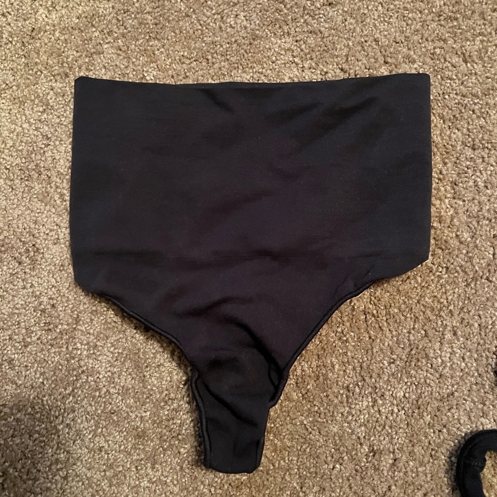 Skims Shapewear